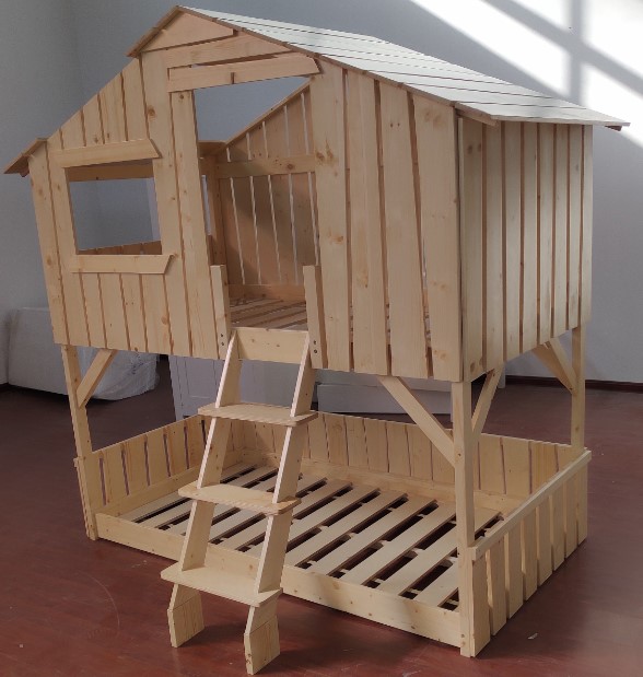 Play House Bunk Beds in Wood